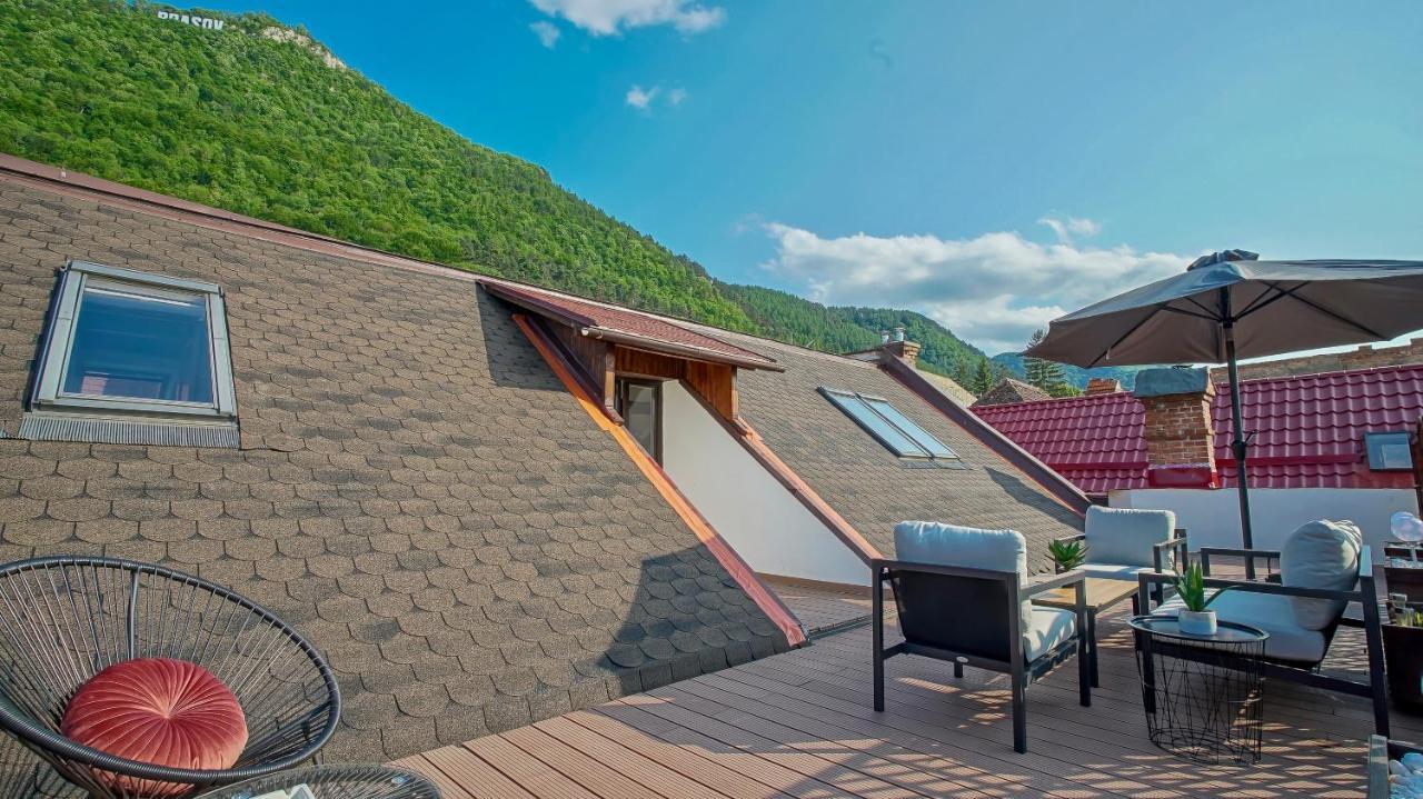 Rooftop Proprety With Large Terrace & Stunning Views - Brasov Ngoại thất bức ảnh